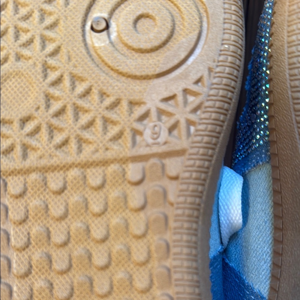 Stylish Blue Athletic Shoes with Rhinestone Accents - Picture 10 of 17